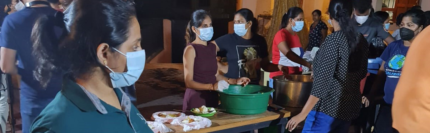 https://www.dimolanka.com/wp-content/uploads/2024/07/Community-Kitchen-1435x445-1.jpg